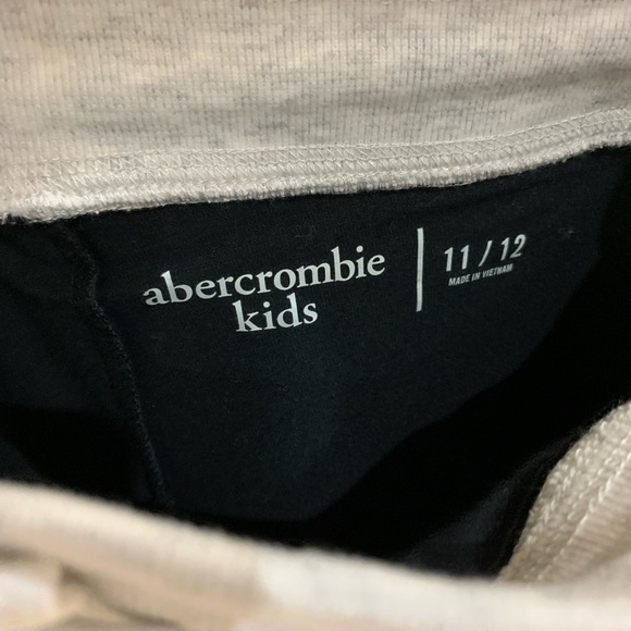 Abercrombie Kids Girl's Fleece Skort in Light Gray - Size 11-12 - Picture 6 of 6